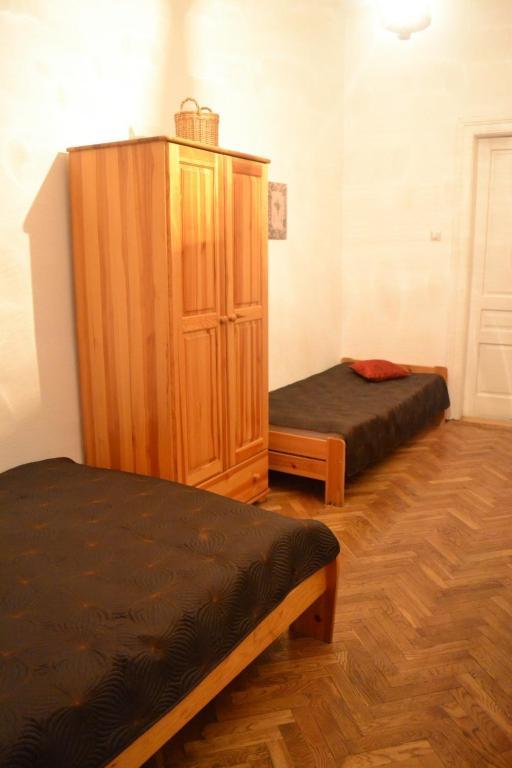 Apartment Mariacki Tower كراكوفيا المظهر الخارجي الصورة