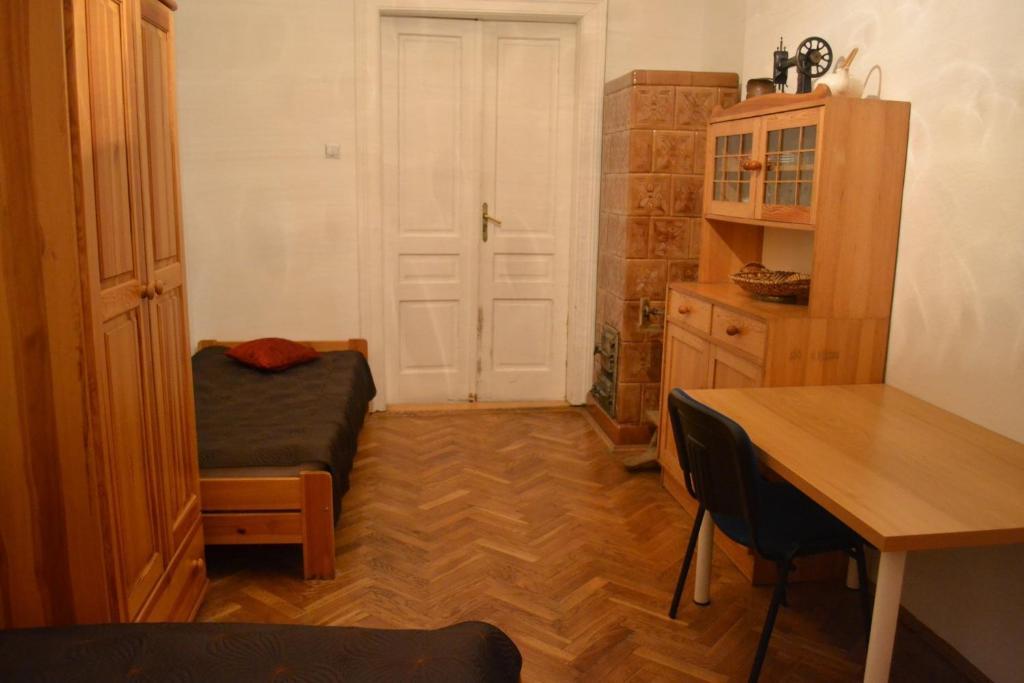 Apartment Mariacki Tower كراكوفيا المظهر الخارجي الصورة